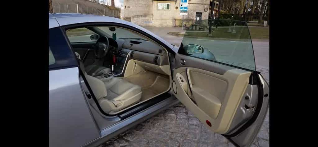 Infiniti G35 03/2005-photo-11