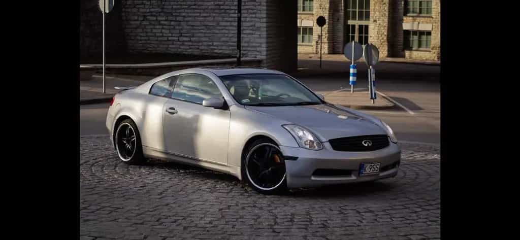 Infiniti G35 03/2005-photo-3