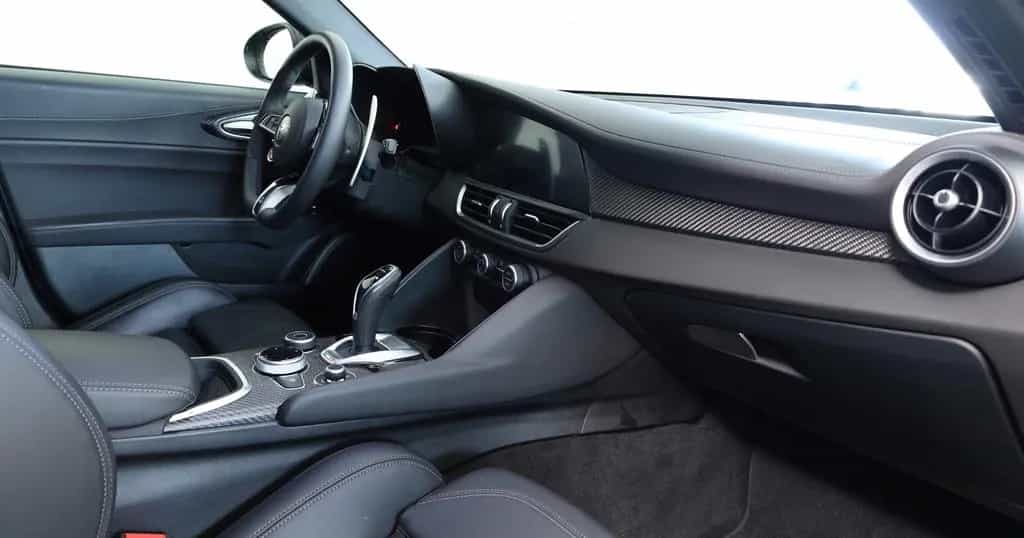 Alfa Romeo Giulia Quadrifoglio 520PS*Facelift*Matrix*ACC 02/2024-photo-23