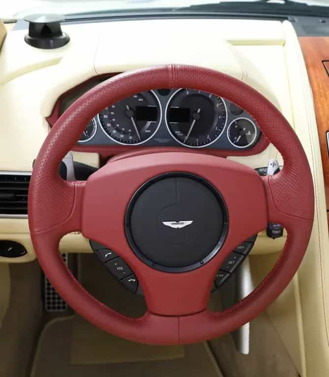 Aston Martin DBS DBS Volante AML Exclusiv*Neuwagen*B&O 03/2010-photo-10
