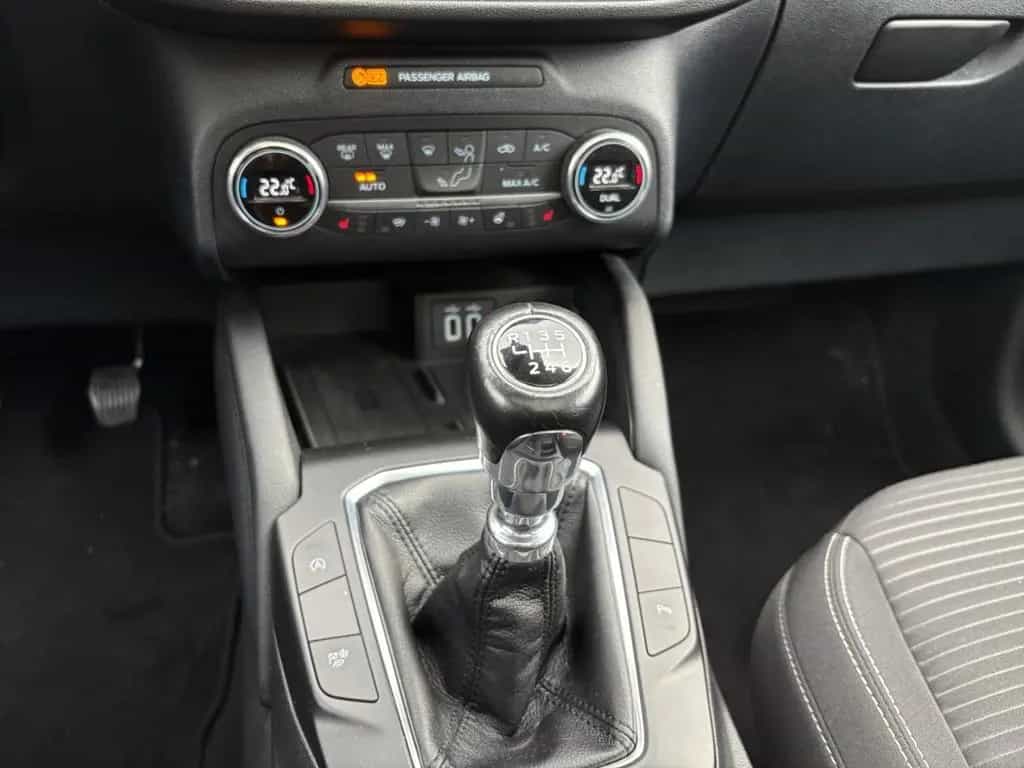 Ford Kuga 1.5 EcoBoost Titanium *LED*Pano*CAM*4xSHZ* 11/2021-photo-26