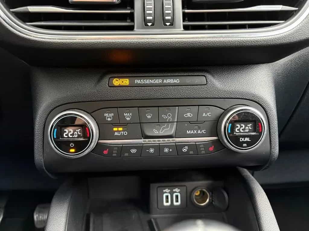 Ford Kuga 1.5 EcoBoost Titanium *LED*Pano*CAM*4xSHZ* 11/2021-photo-27