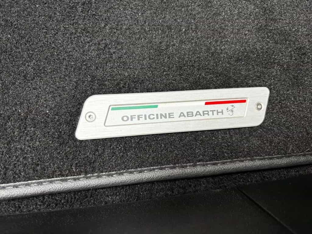 Abarth 500C 595 C Competizione Navi Xenon Karbon Klima 11/2017-photo-21