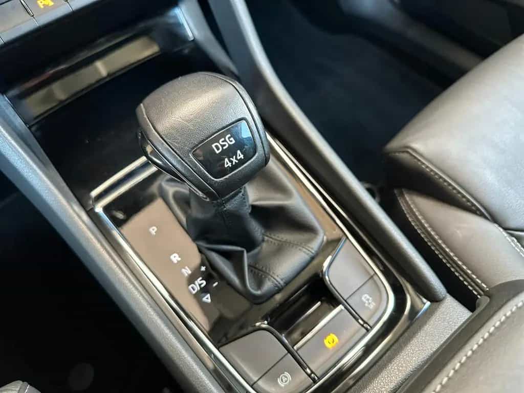 Skoda Kodiaq 4x4 SOLEIL ACC LED CARPLAY STANDHZ KAMERA 10/2019-photo-17