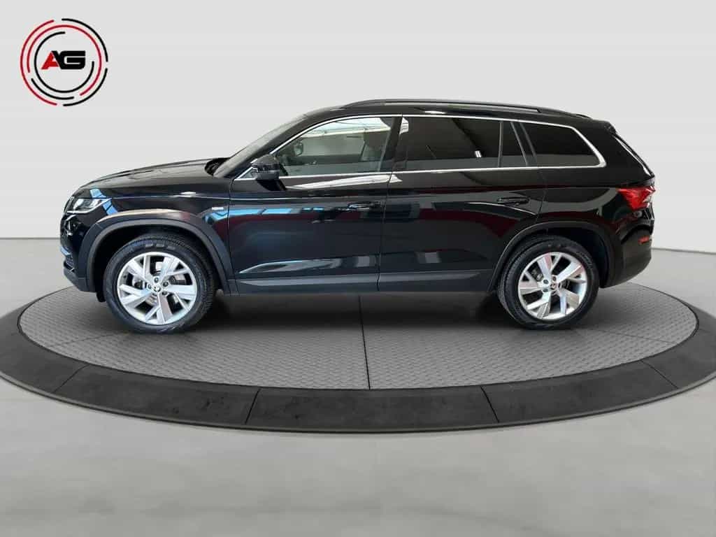 Skoda Kodiaq 4x4 SOLEIL ACC LED CARPLAY STANDHZ KAMERA 10/2019-photo-7