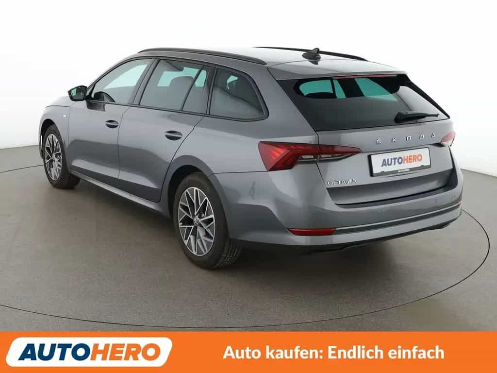 Skoda Octavia 1.5 TSI ACT Tour*NAVI*ACC*PDC*SHZ*ALU* 08/2022-photo-3