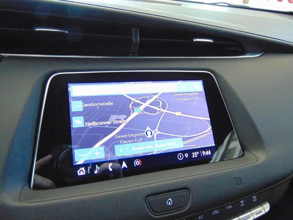 Cadillac XT4 2.0 Turbo Luxury LED+Navi+Sitzheizung 04/2022-photo-13