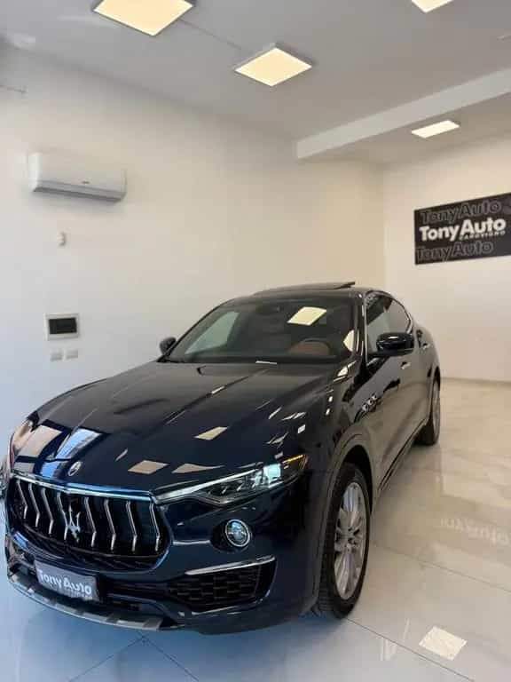 Maserati Levante 3.0 V6 Granlusso 250cv auto TET 12/2020-photo-1
