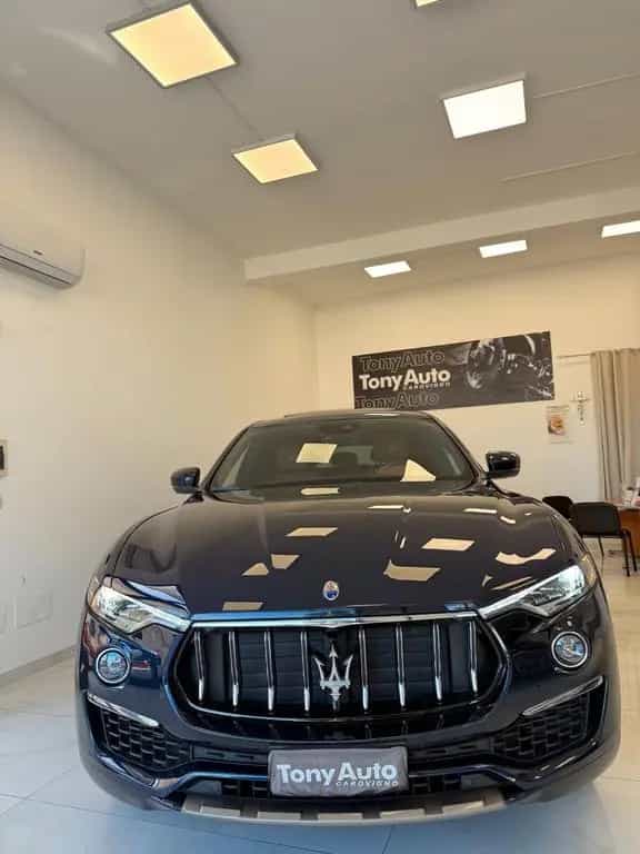 Maserati Levante 3.0 V6 Granlusso 250cv auto TET 12/2020-photo-4
