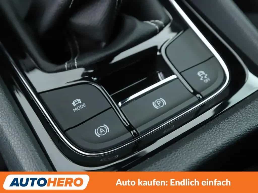 Skoda Karoq 1.5 TSI ACT Ambitio*NAVI*LED*PDC*TEMPO*SHZ 07/2019-photo-23