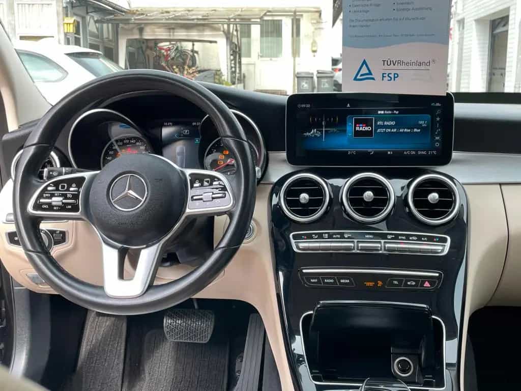 Mercedes-Benz C 180 T-Modell 9G-Tronic Vollleder LED Navi 08/2019-photo-16