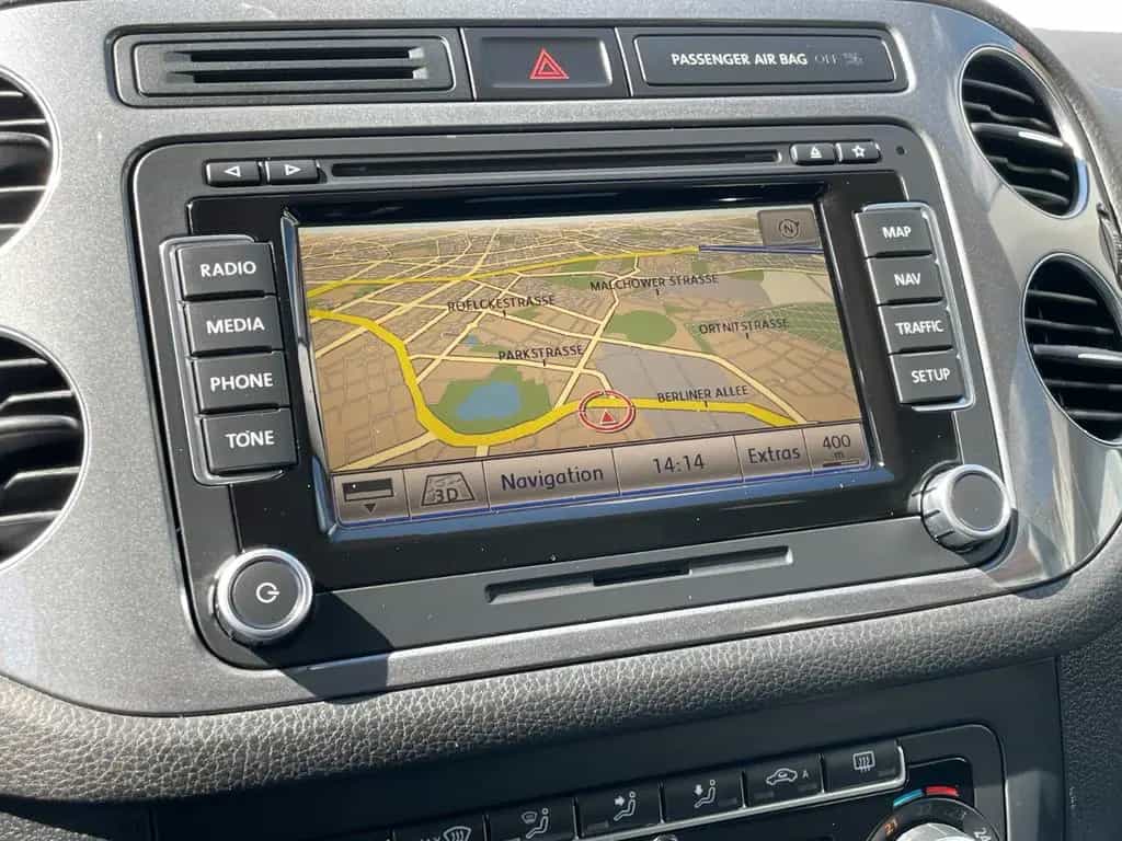 Volkswagen Tiguan 1.4 TSI DSG Navigation Bluetooth 04/2015-photo-14
