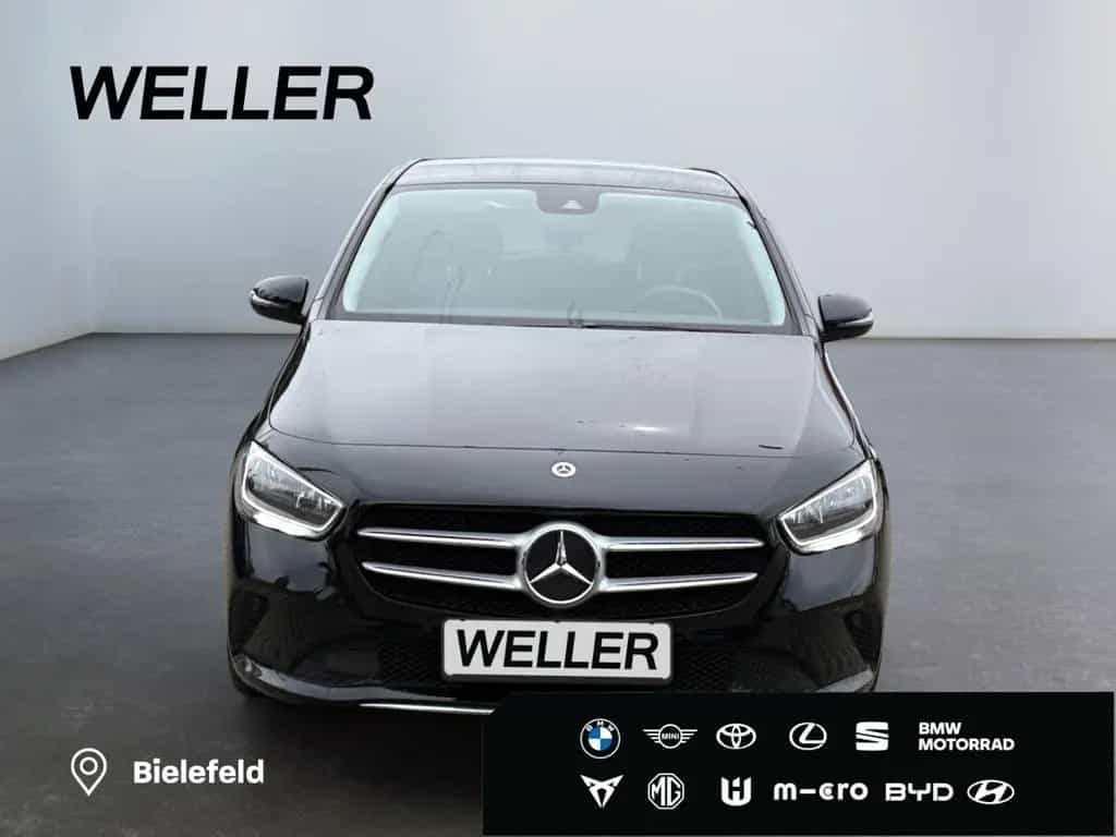 Mercedes-Benz B 180 d 8G-DCT Style *AHK*Digi CP*SHZ*ParkAssist 03/2022-photo-1