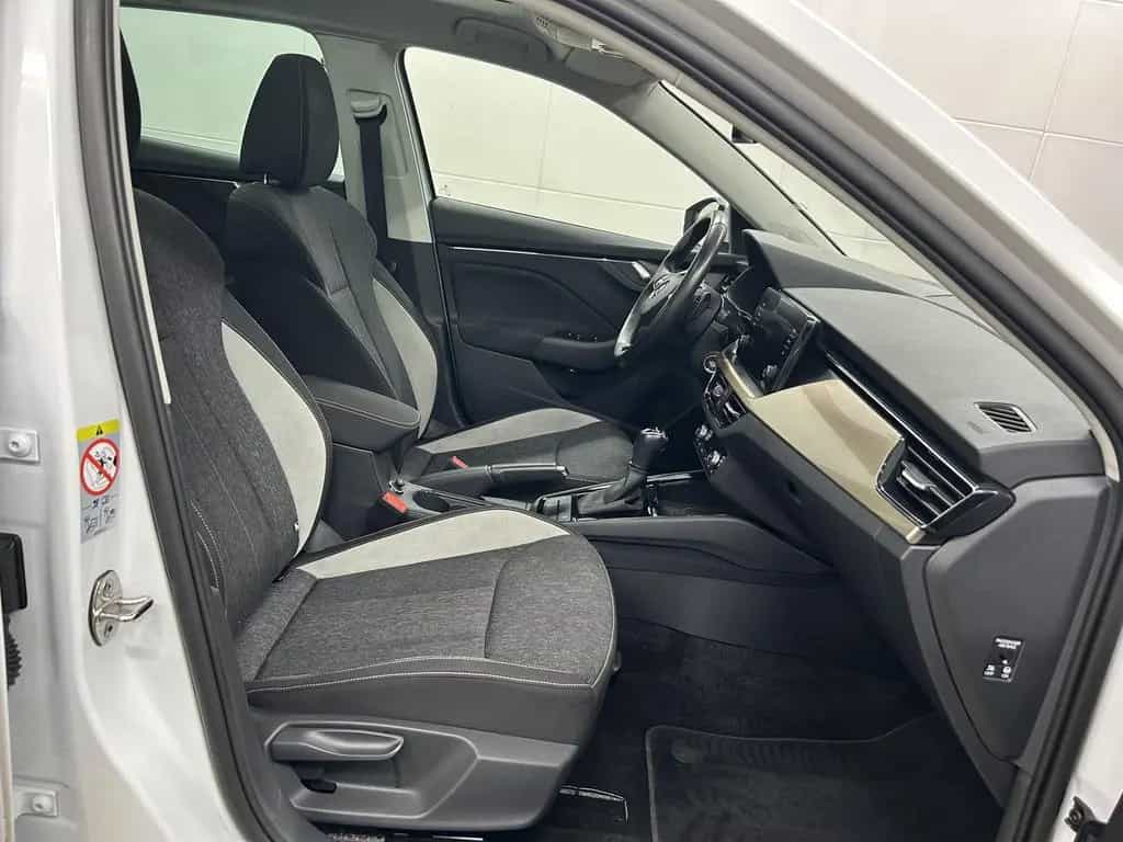 Skoda Scala LED+TEMP+KEYLESS+AMBIENTE+PANO+DAB+ISO+SHZ 07/2021-photo-26