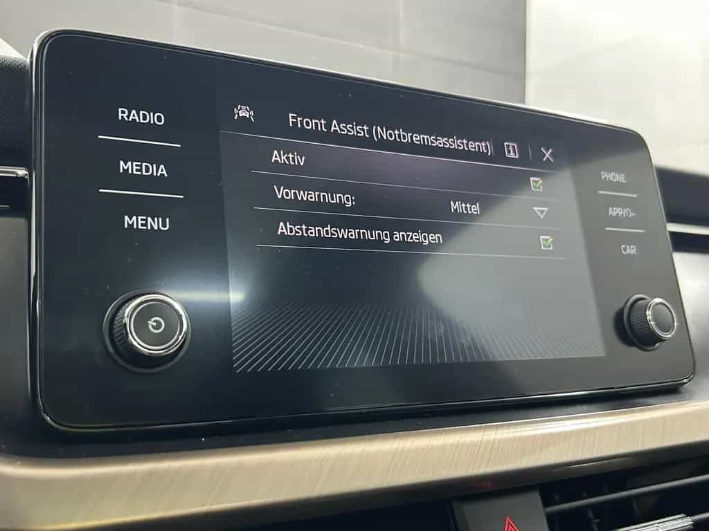 Skoda Scala LED+TEMP+KEYLESS+AMBIENTE+PANO+DAB+ISO+SHZ 07/2021-photo-30