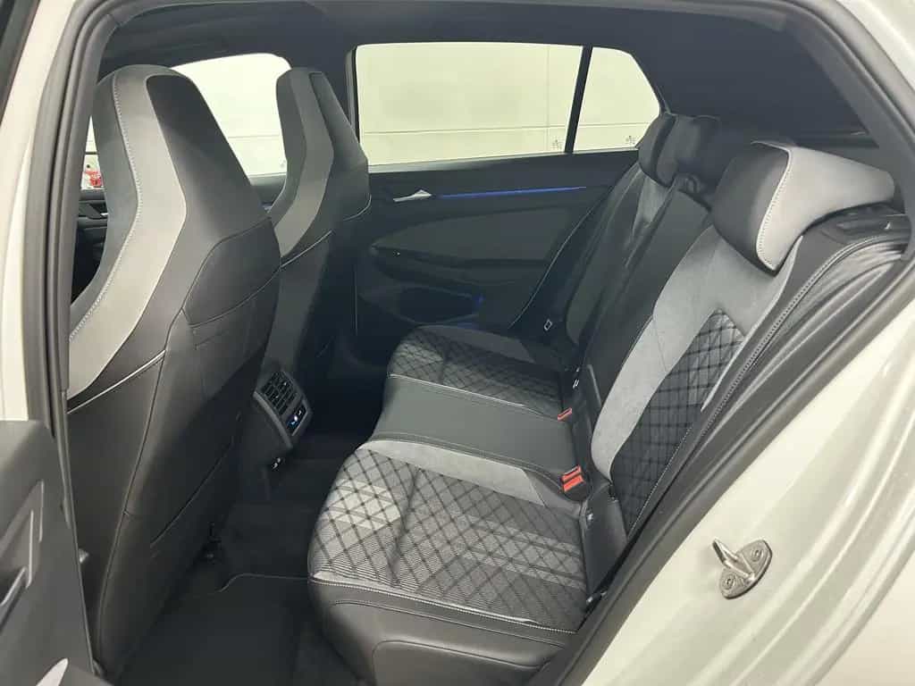 Volkswagen Golf R-Line ACC+Matrix+Pano+Ambiente+Keyless+DAB 10/2022-photo-16
