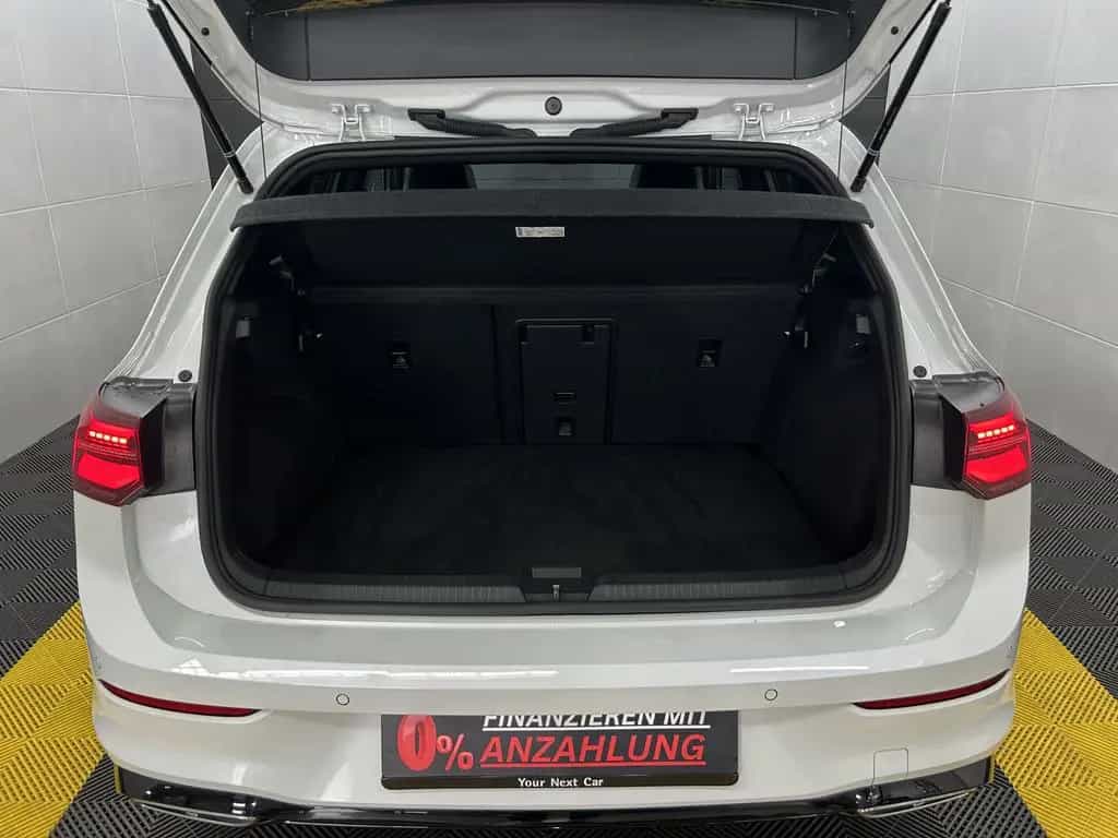 Volkswagen Golf R-Line ACC+Matrix+Pano+Ambiente+Keyless+DAB 10/2022-photo-17