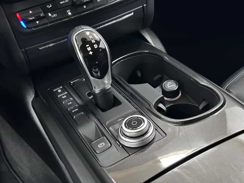 Maserati Ghibli S Q4+Leder+Bi-Xenon+Kam+Memory+Navi 07/2017-photo-16