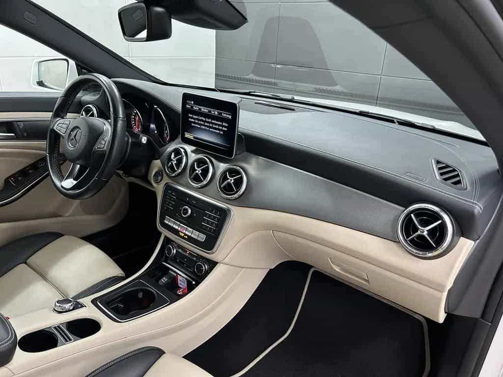 Mercedes-Benz CLA 220 Shooting Brake 4Matic ACC+LED+Leder+SHZ 04/2018-photo-10
