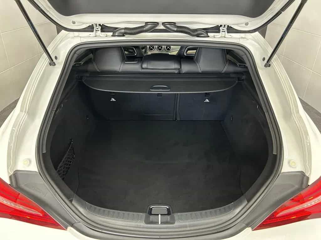 Mercedes-Benz CLA 220 Shooting Brake 4Matic ACC+LED+Leder+SHZ 04/2018-photo-19