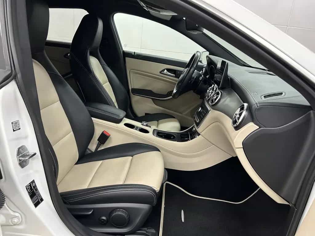 Mercedes-Benz CLA 220 Shooting Brake 4Matic ACC+LED+Leder+SHZ 04/2018-photo-25
