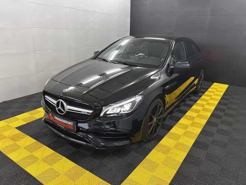 Mercedes-Benz CLA 45 AMG Shooting Brake 4Matic+Pano+H&K+Memory 02/2019-photo-0