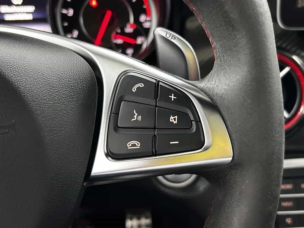 Mercedes-Benz CLA 45 AMG Shooting Brake 4Matic+Pano+H&K+Memory 02/2019-photo-31