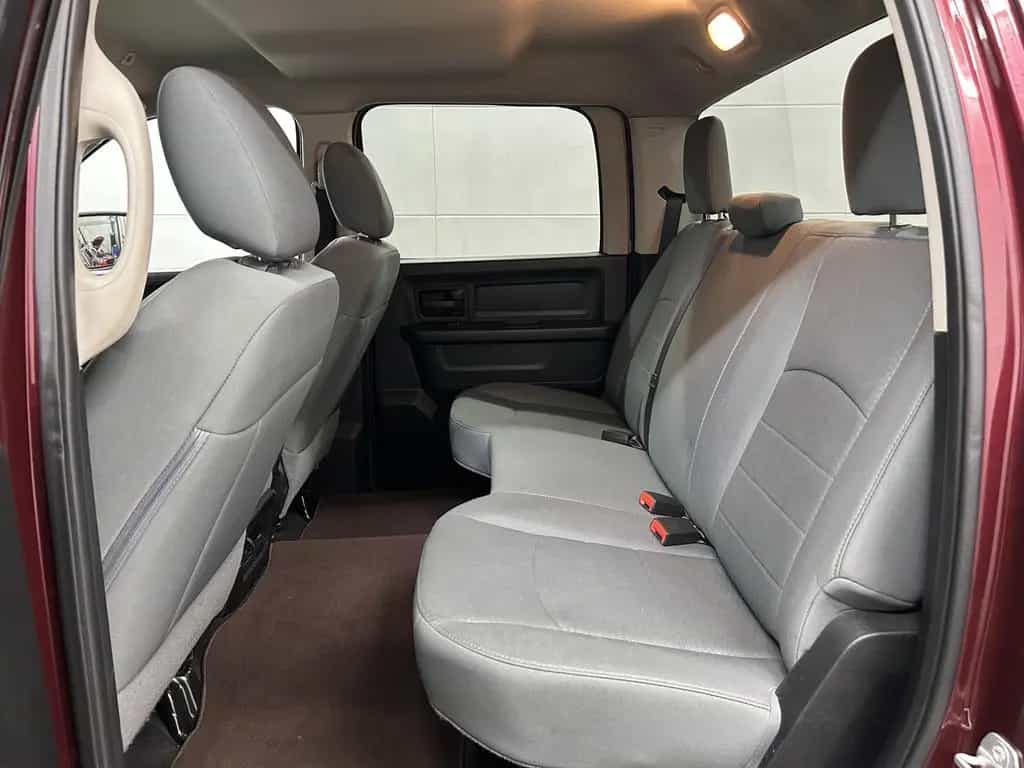 Dodge RAM 1500 CrewCab 5.7L V8 HEMI 6 Sitze+AHK+Kam+BT 07/2017-photo-17