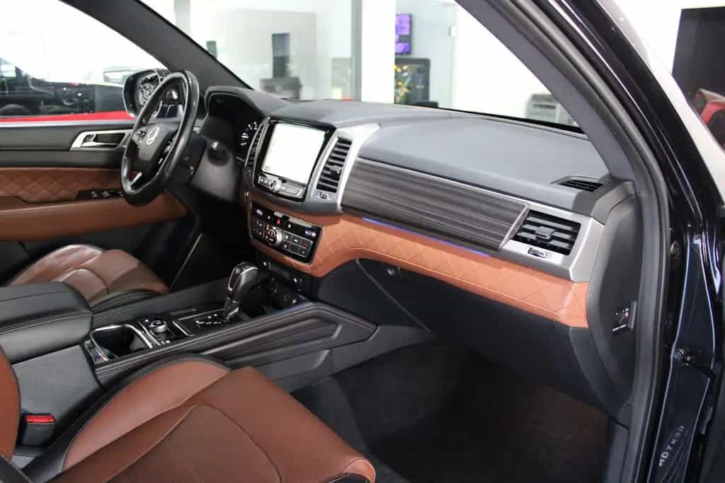 Ssangyong REXTON 2.2 Diesel e-XDi 220 SAPPHIRE EURO 6 &DPF 04/2018-photo-4