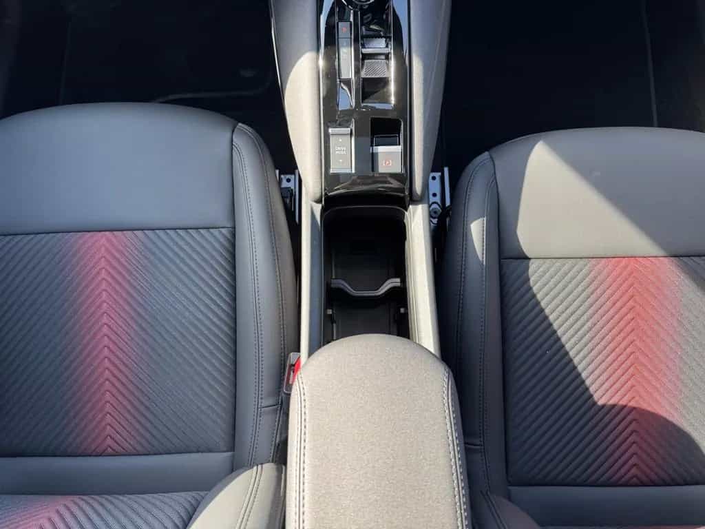 Alfa Romeo Junior Ti Ibrida+SCHIEBEDACH+MATRIX+NAVI+ELSITZE 05/2026-photo-31