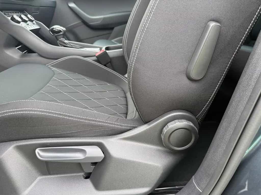 Skoda Karoq Sportline 1.5 TSI DSG Navi 4xSitzheiz 07/2021-photo-17