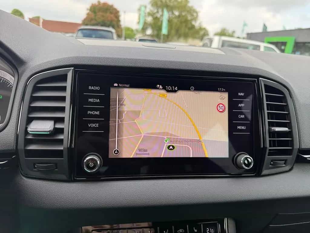 Skoda Karoq Sportline 1.5 TSI DSG Navi 4xSitzheiz 07/2021-photo-22