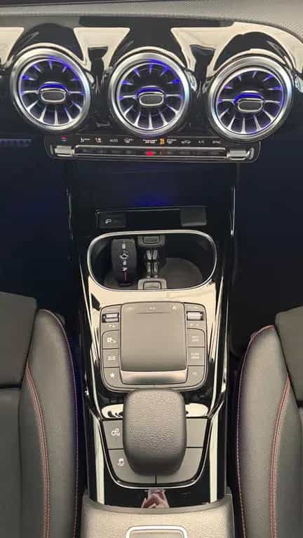 Mercedes-Benz A 35 AMG 4Matic *MBUX-BURMESTER-360-ACC* 02/2021-photo-9