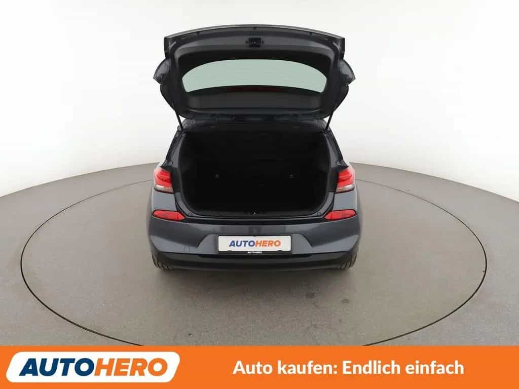 Hyundai i30 1.0 TGDI Passion +*NAVI*TEMPO*CAM*PDC*SHZ* 02/2018-photo-16