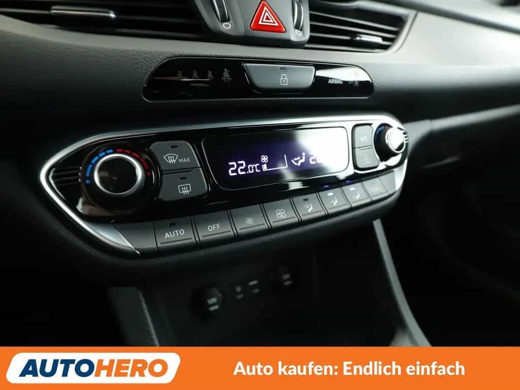 Hyundai i30 1.0 TGDI Passion +*NAVI*TEMPO*CAM*PDC*SHZ* 02/2018-photo-22