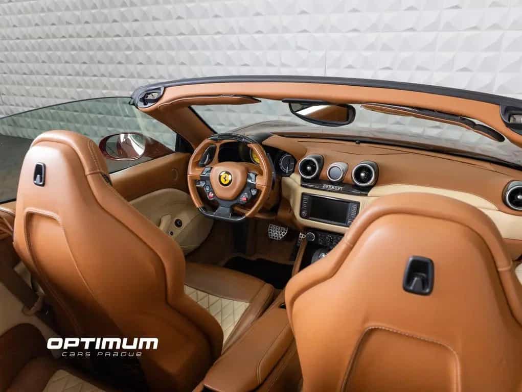 Ferrari California 3.9 V8 T 4-Sitzer | IN STOCK 04/2015-photo-26