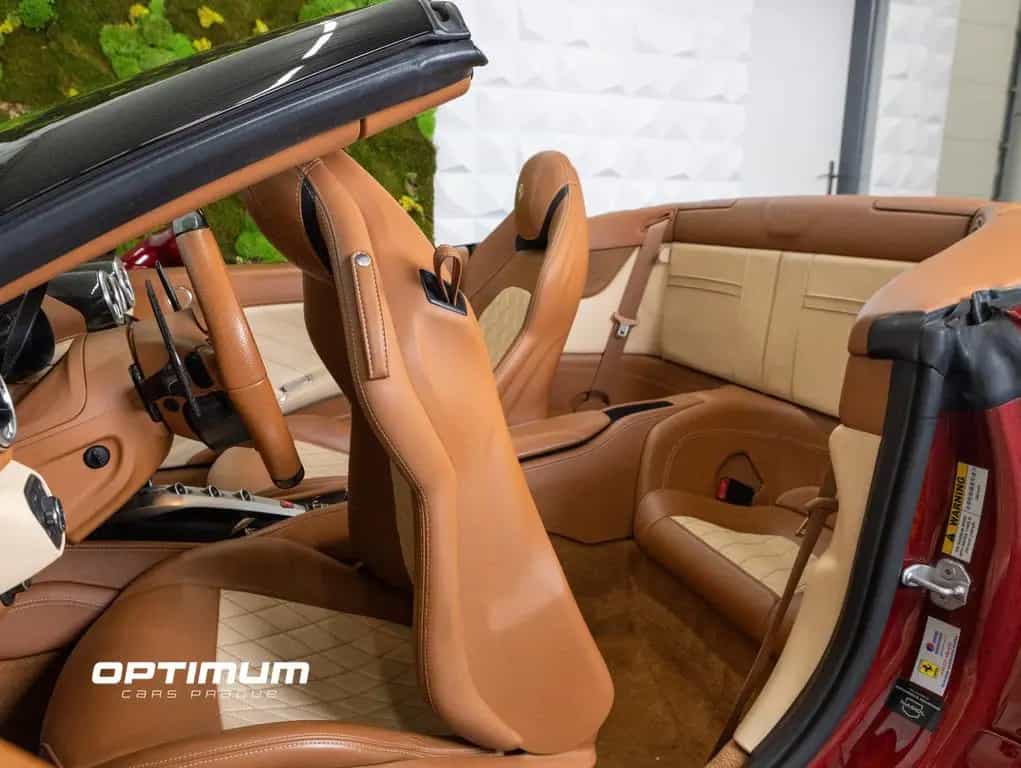 Ferrari California 3.9 V8 T 4-Sitzer | IN STOCK 04/2015-photo-28