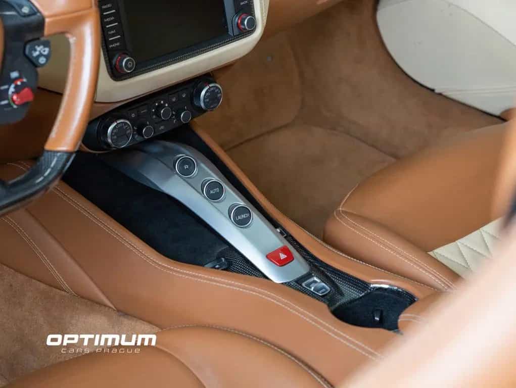 Ferrari California 3.9 V8 T 4-Sitzer | IN STOCK 04/2015-photo-32