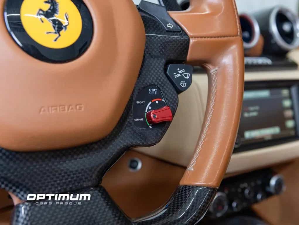 Ferrari California 3.9 V8 T 4-Sitzer | IN STOCK 04/2015-photo-39