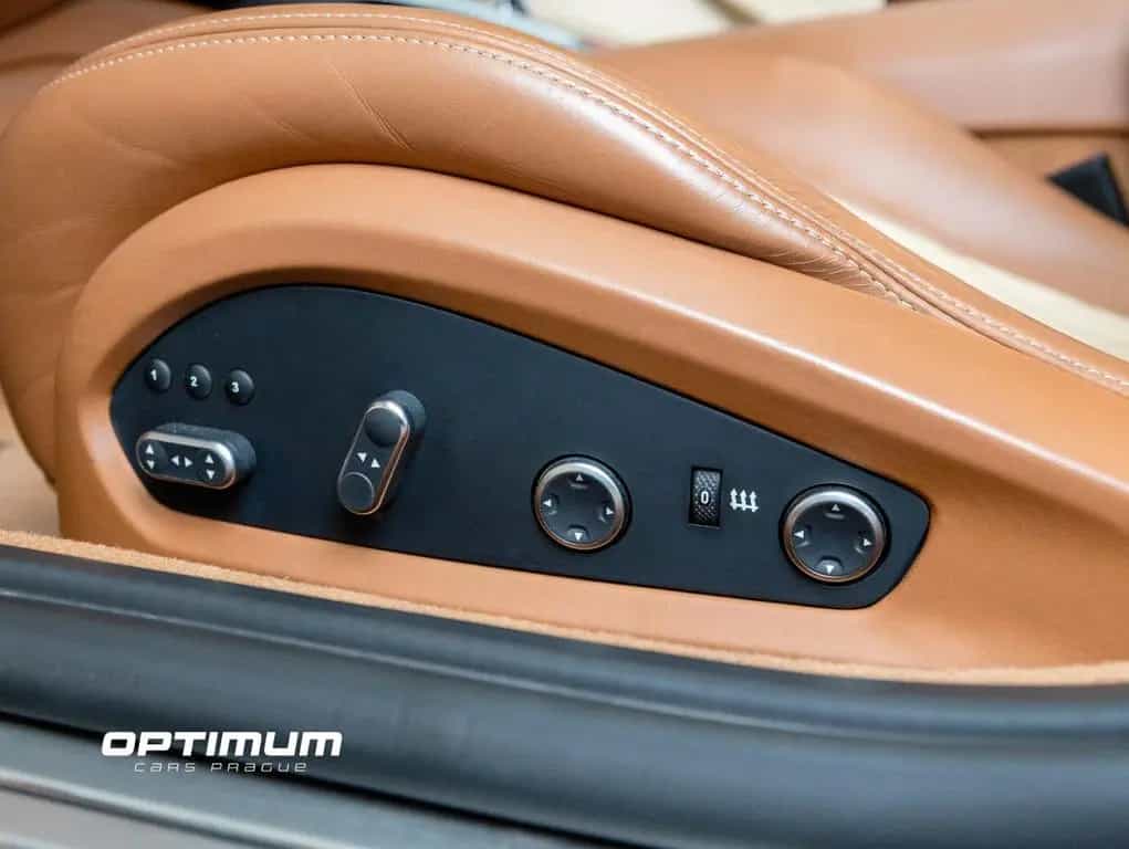 Ferrari California 3.9 V8 T 4-Sitzer | IN STOCK 04/2015-photo-42
