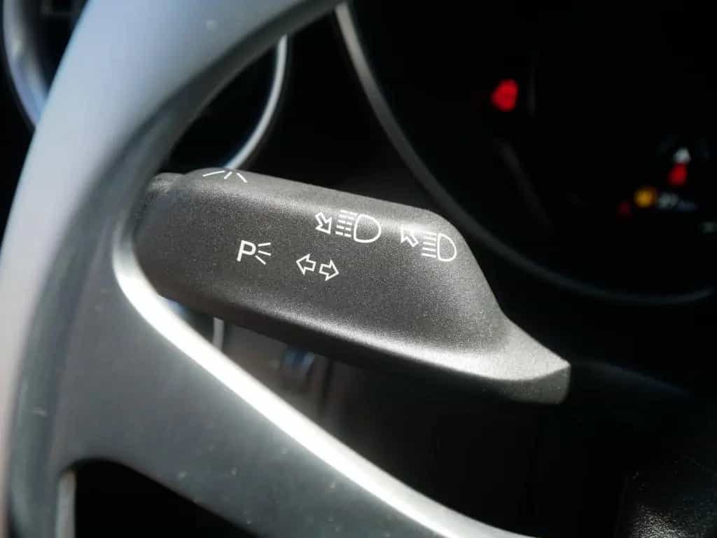 Alfa Romeo Giulia VELOCE 2.0 TURBO 16V 280 PS AT TECHNOLOGI 11/2024-photo-19