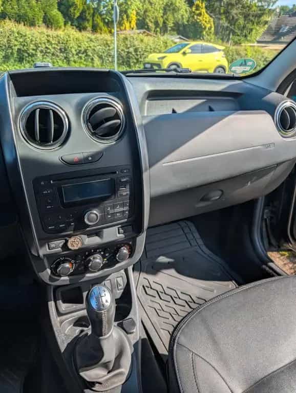 Dacia Duster 1.6 SCe 115 4x2 Lauréate Lauréate 05/2017-photo-11