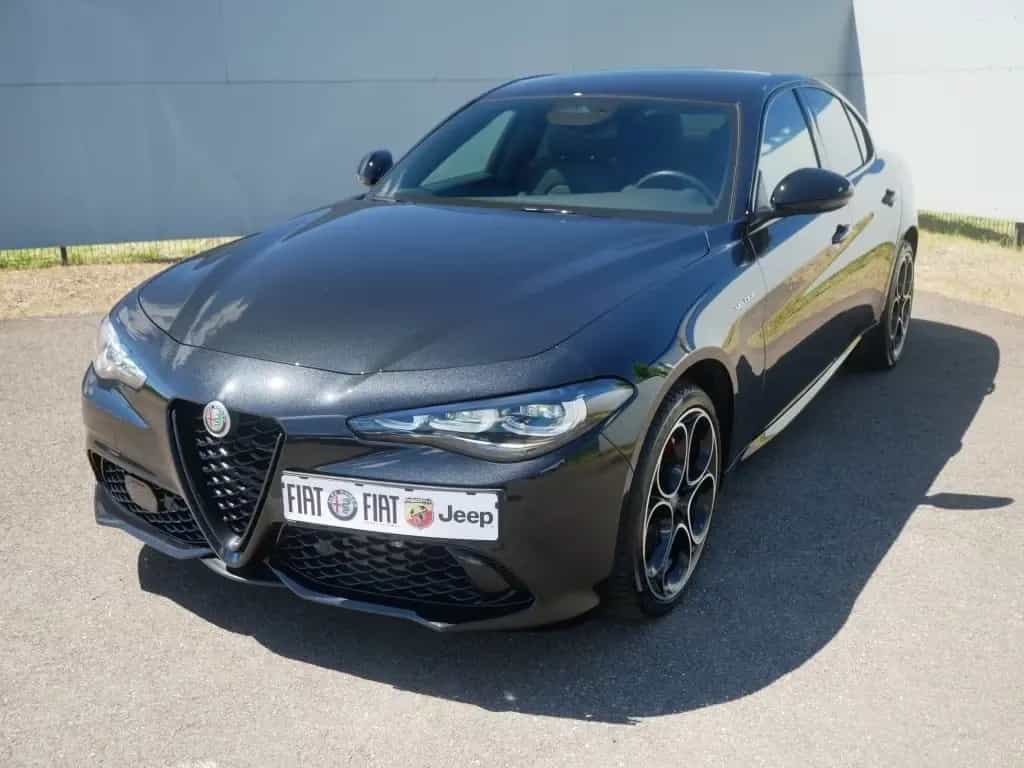 Alfa Romeo Giulia VELOCE 2.0 TURBO 16V 280 PS AT TECHNOLOGI 11/2024-photo-6
