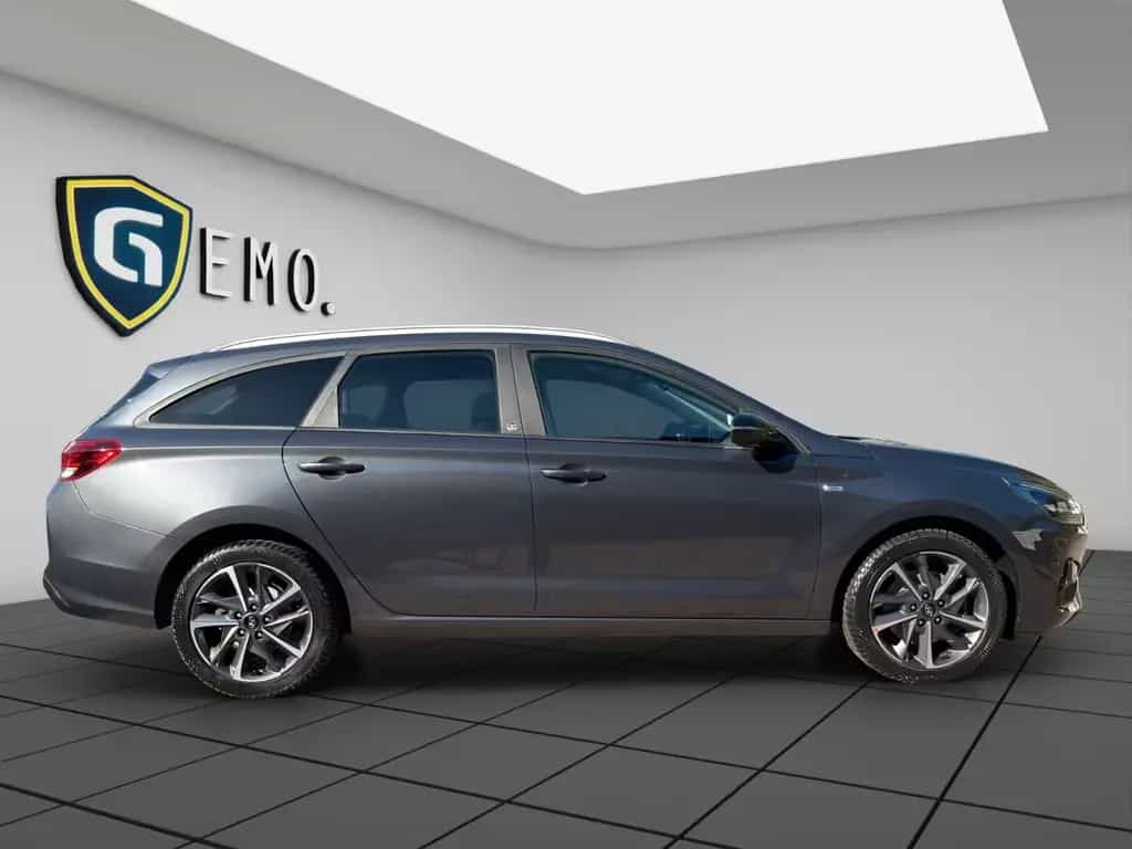 Hyundai i30 cw Edition 30+ DAB+ NAVI LED TEMP 11/2021-photo-3