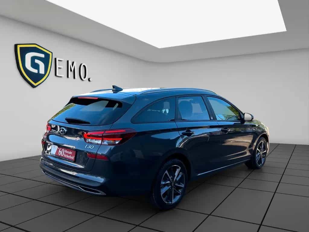 Hyundai i30 cw Edition 30+ DAB+ NAVI LED TEMP 11/2021-photo-7