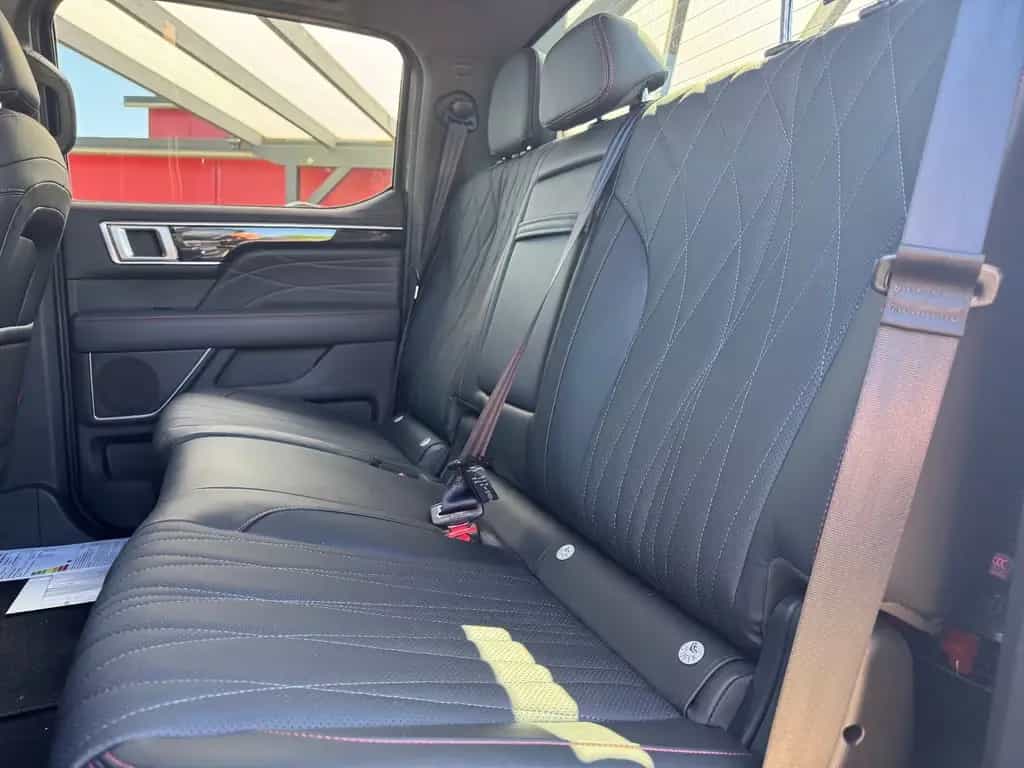 Foton 4 Ultra Pickup 4WD,AT,Leder/ inkl. Anhängerkuppl 04/2026-photo-16