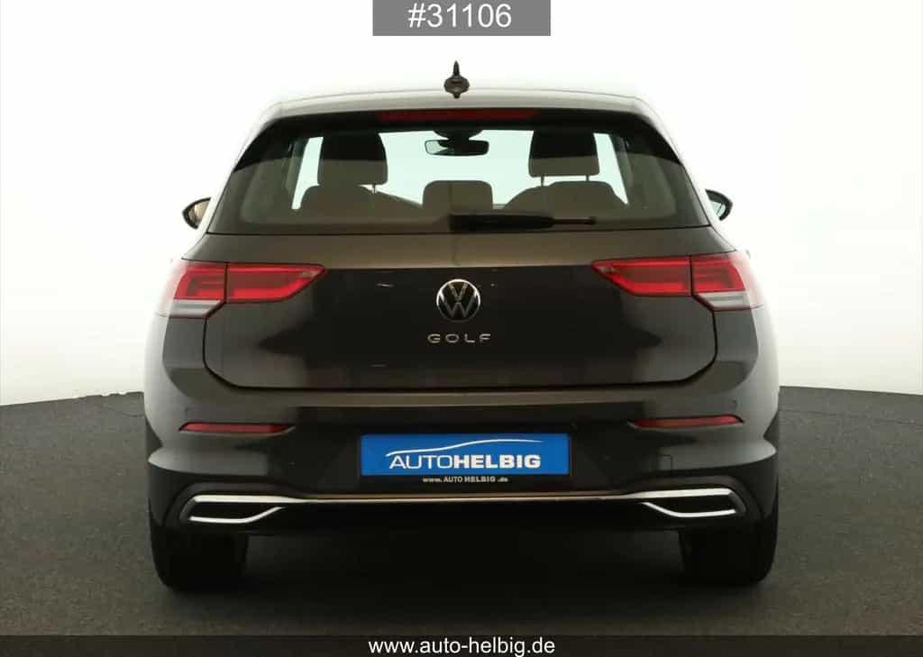 Volkswagen Golf VIII Lim. 1.5 TSI Style #Virtual#LED#ACC# 03/2024-photo-3
