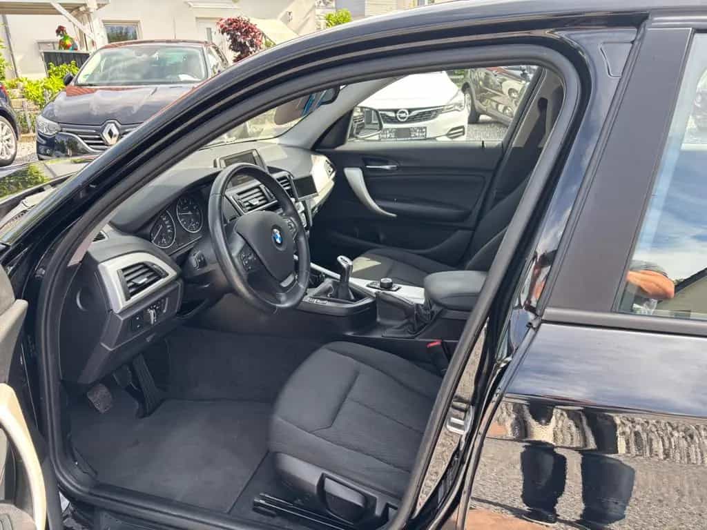 BMW 118 i Advantage*LED*SHZ*AHK*PDC*KAMERA 02/2018-photo-21