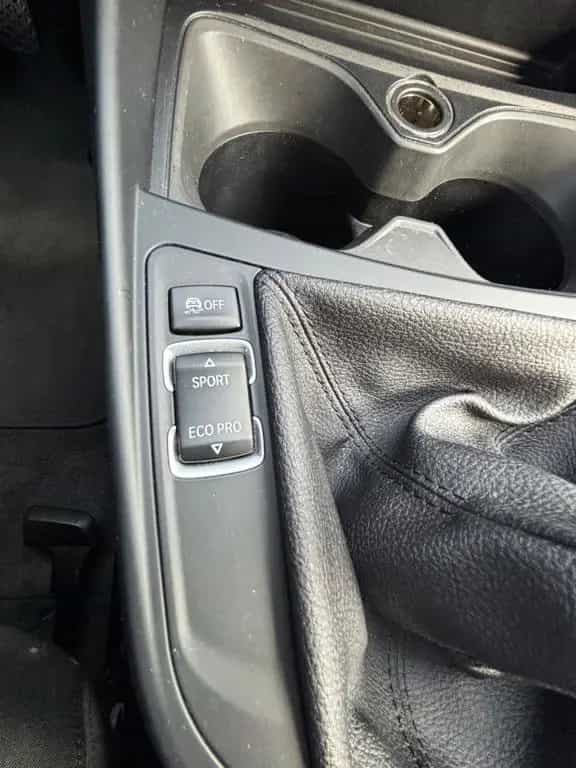 BMW 118 i Advantage*LED*SHZ*AHK*PDC*KAMERA 02/2018-photo-34