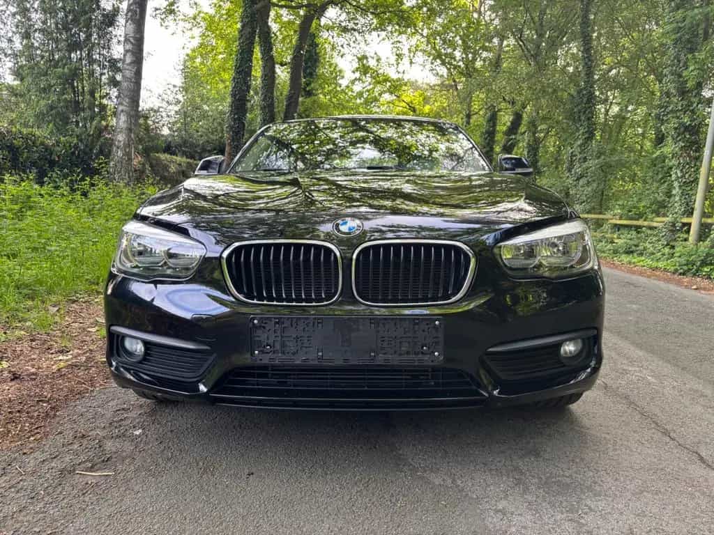 BMW 118 i Advantage*LED*SHZ*AHK*PDC*KAMERA 02/2018-photo-4